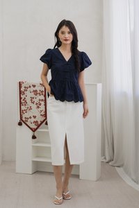 Rosa Ribbon Cheongsam Top In Navy (XS)