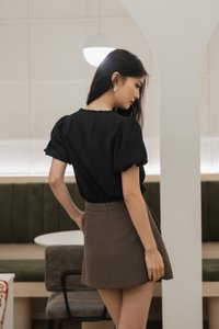 Phea Frilled Mandarin Collar Top In Black (XS)