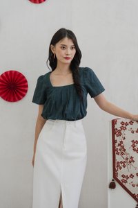 Fern Floral Eyelet Pleated Top In Emerald (XS)