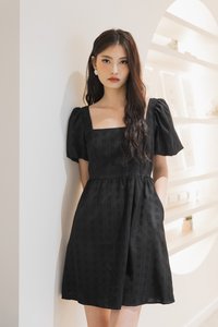 Tika Textured Square Neck Dress In Black (XS)