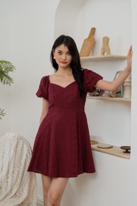 Dazzle Floral Embroidery Puff Sleeve Dress In Wine (XS)