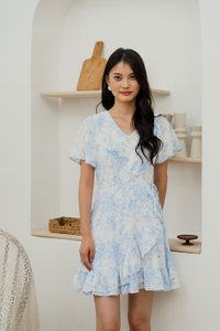 Emerie Signature Ruffle Dress In Blue (XS)