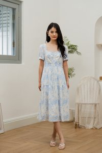Emerie Porcelain Smocked Waist Midi Dress In Blue (XS)