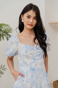 Emerie Porcelain Sweetheart Romper In Blue