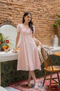 Endria Eyelet Ruched Midi Dress In Pink (XS)