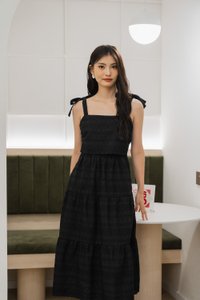 Spenser Eyelet Tiered Midi Dress In Black (XS)