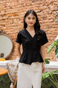 Fion Faux Wrap Top In Black (XS)