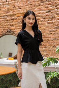Fion Faux Wrap Top In Black (XS)