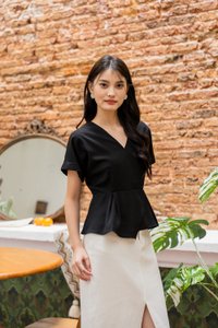 Fion Faux Wrap Top In Black (XS)