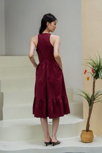 Harlow Halter V-neck Midi Dress In Wine (XS)