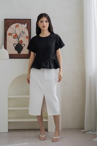 Robinson Ruffle Hem Blouse In Black