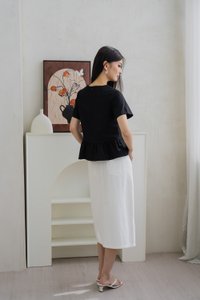 Robinson Ruffle Hem Blouse In Black