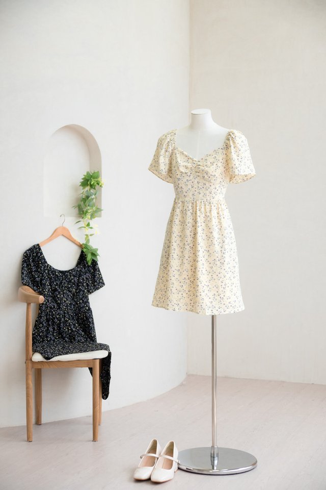 Flounce Sweetheart Dress In Cream