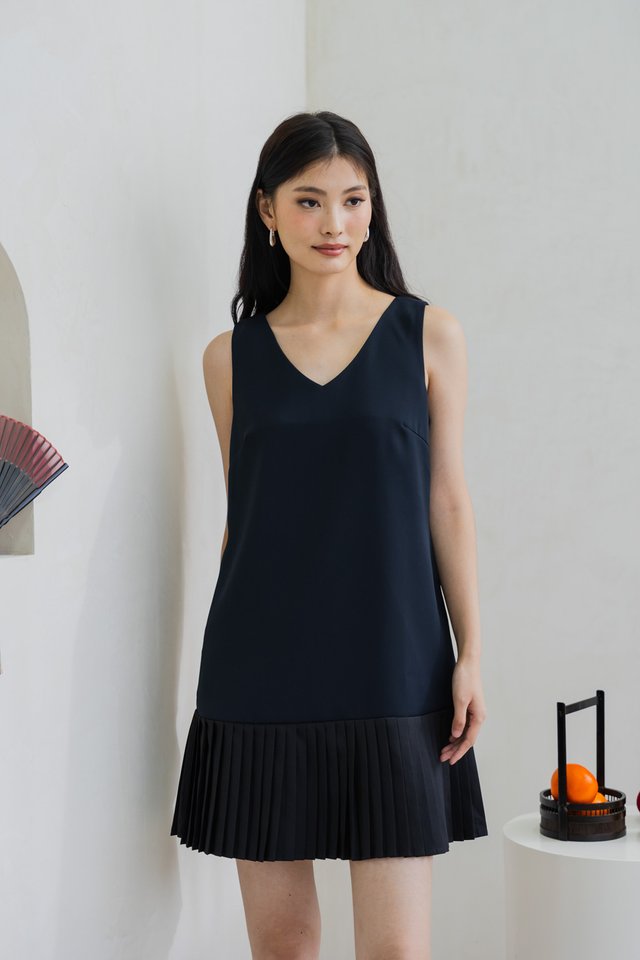 Heather Pleat Hem Dress In Navy
