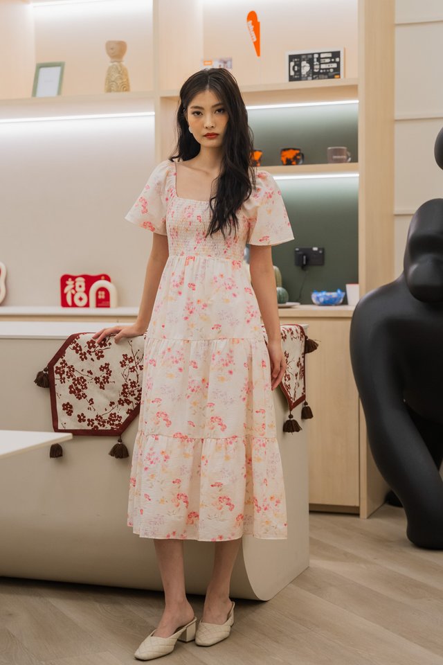 Reanne Smocked Tier Maxi Dress In Cream