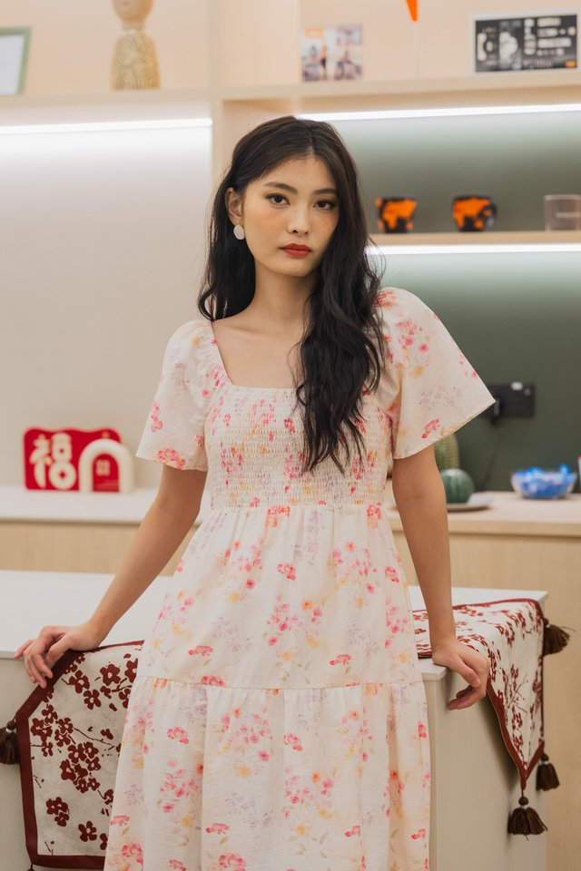 Reanne Smocked Tier Maxi Dress In Cream
