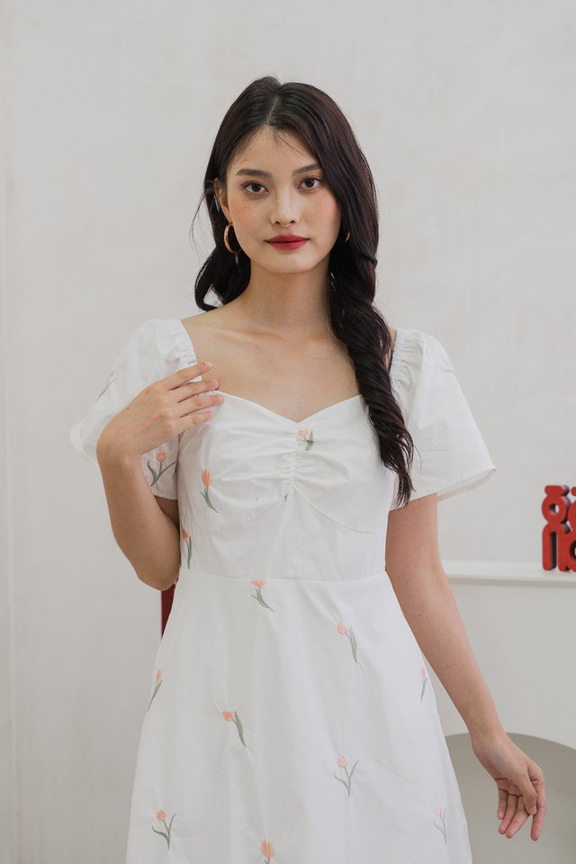 Tinker Tulip Embroidery Midi Dress In White