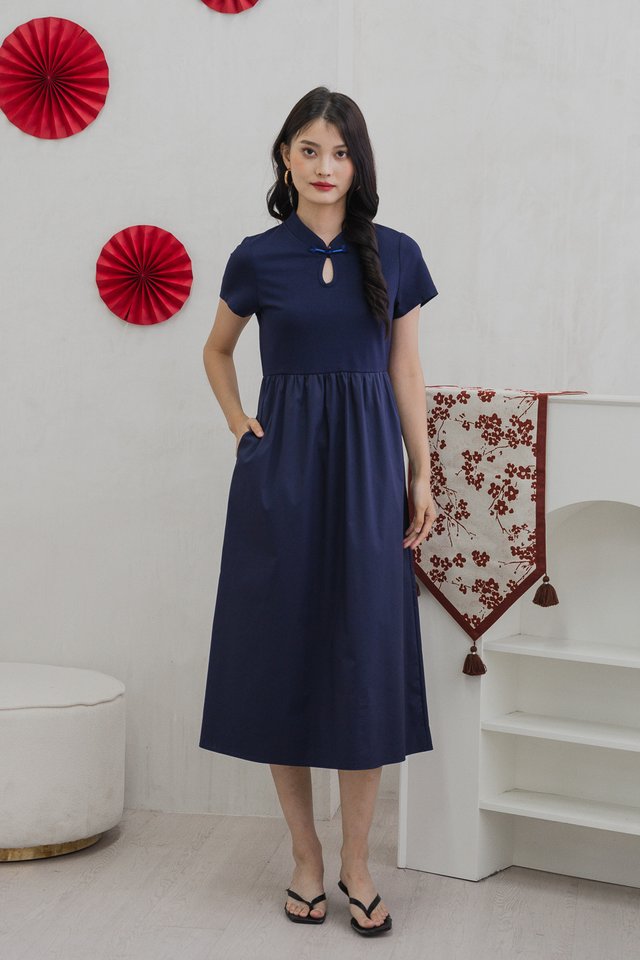 Morgan Mixed Fabric Qipao Dress In Navy
