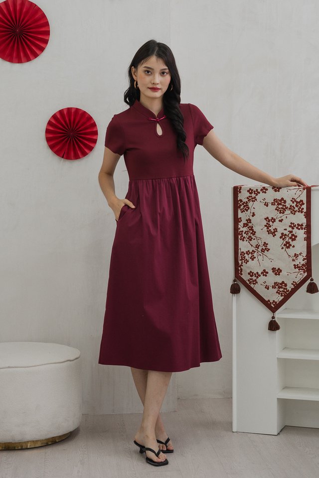 Morgan Mixed Fabric Qipao Dress In Wine