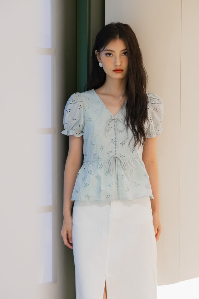 Reese Eyelet Ribbon Babydoll Top In Mint