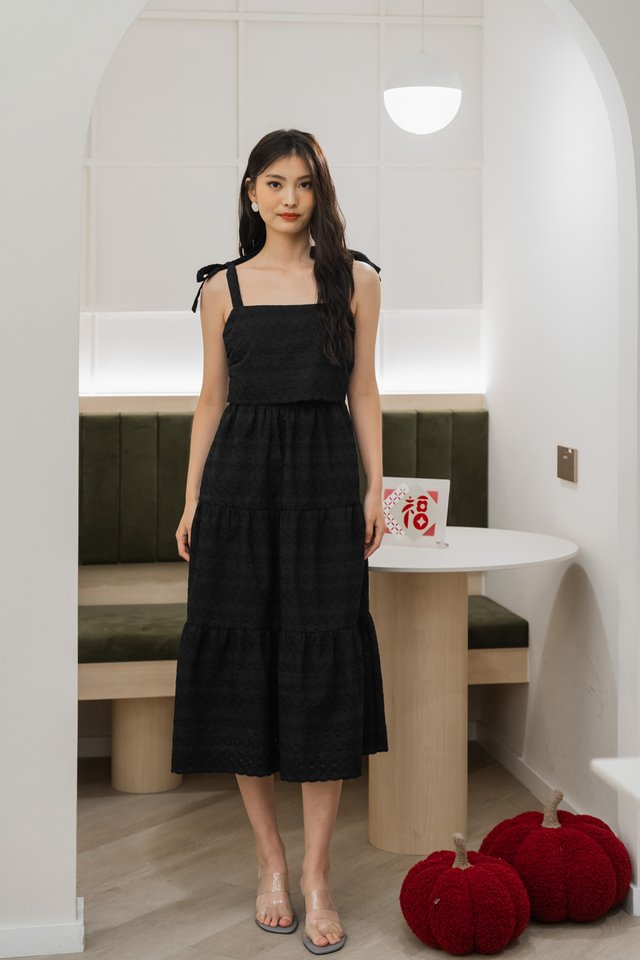 Spenser Eyelet Tiered Midi Dress In Black