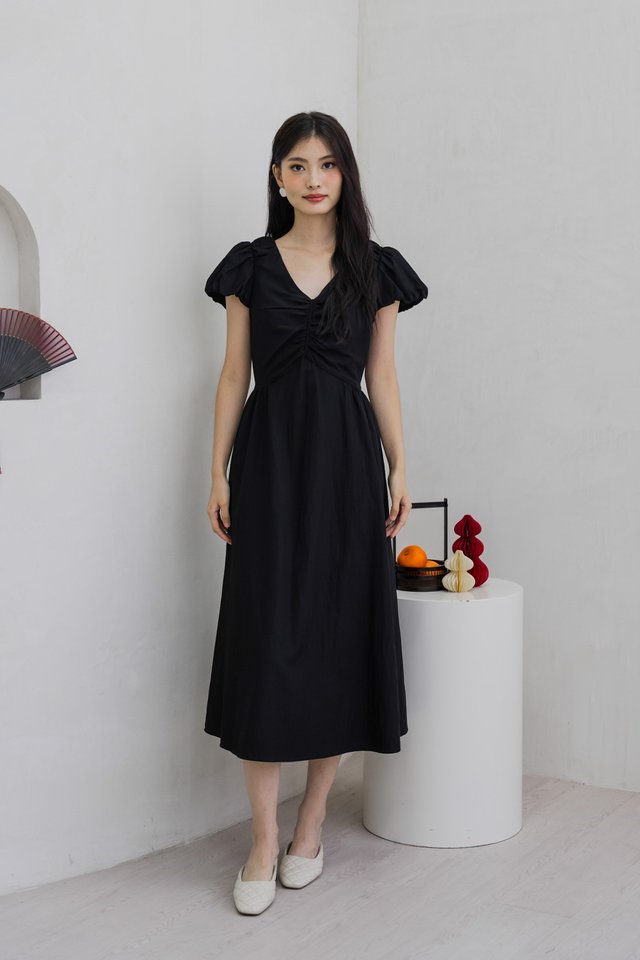 Tabitha Empire Waist Midi Dress In Black