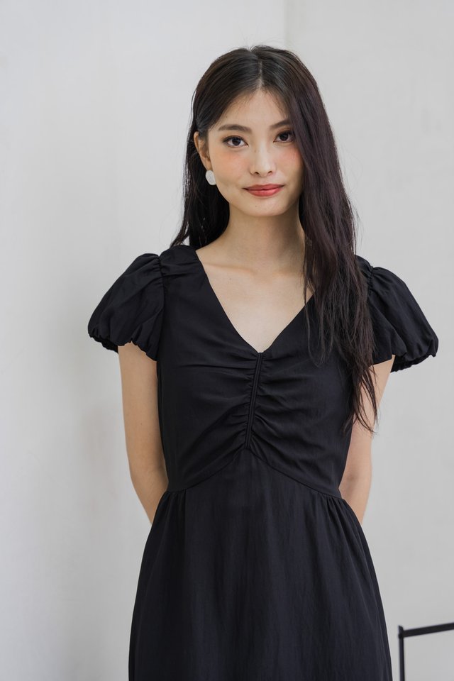 Tabitha Empire Waist Midi Dress In Black