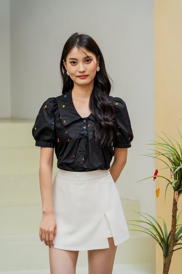 Petal Peterpan Collar Embroidered Top In Black