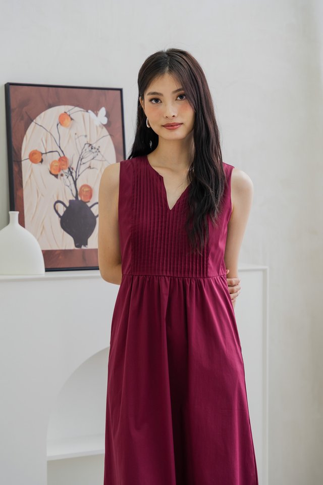 Priselle Pintuck V-neck Midi Dress In Wine