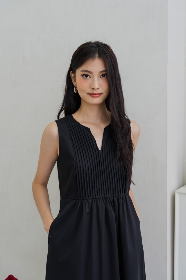 Priselle Pintuck V-neck Midi Dress In Black