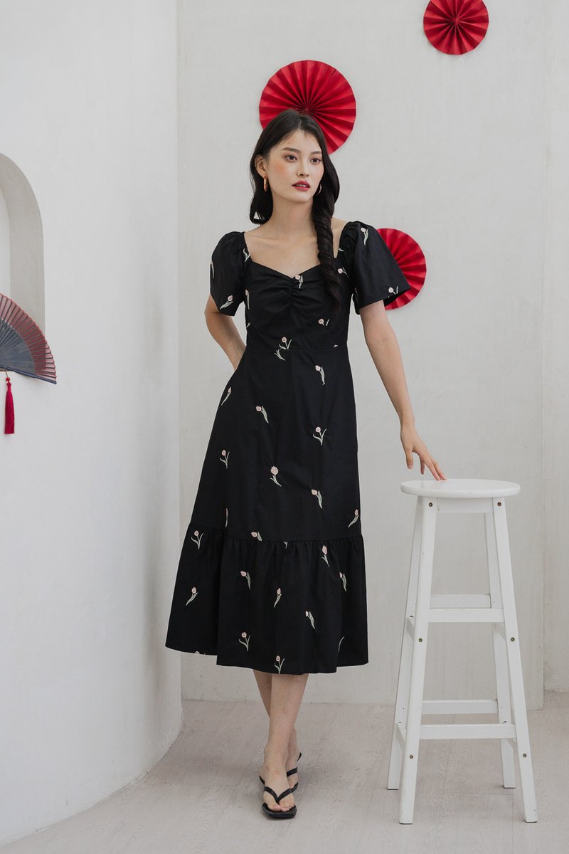 Tinker Tulip Embroidery Midi Dress In Black (XS)