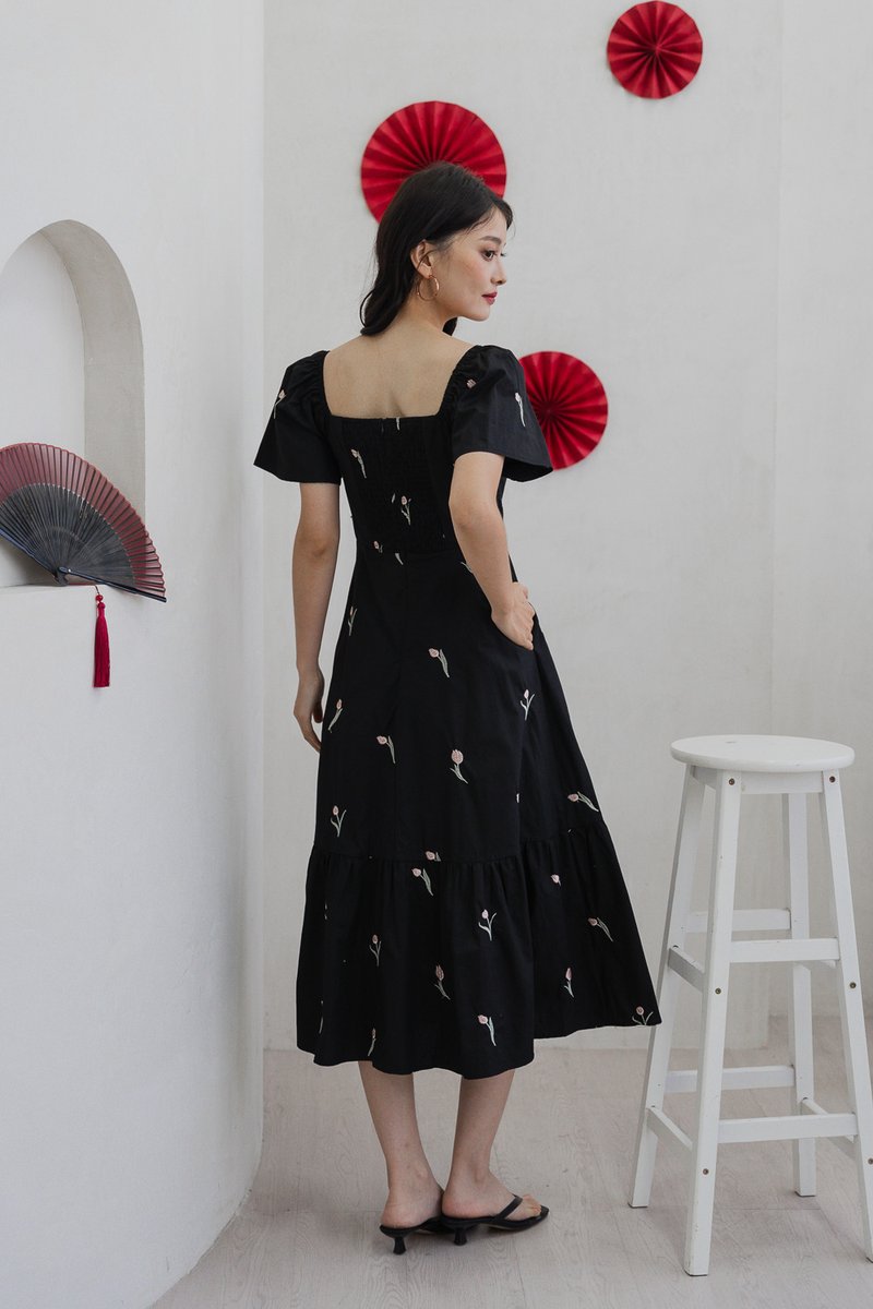 Tinker Tulip Embroidery Midi Dress In Black (XS)