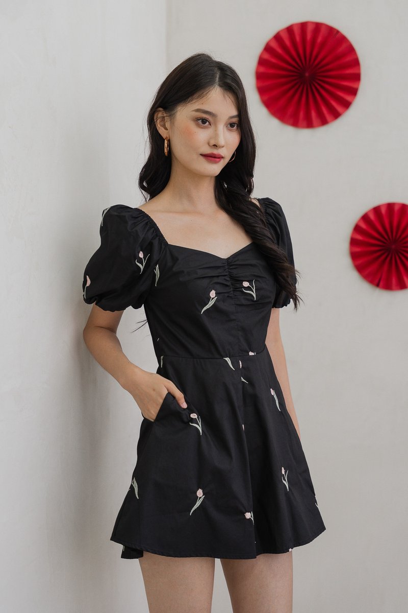 Tinker Tulip Sweetheart Romper In Black (XS)