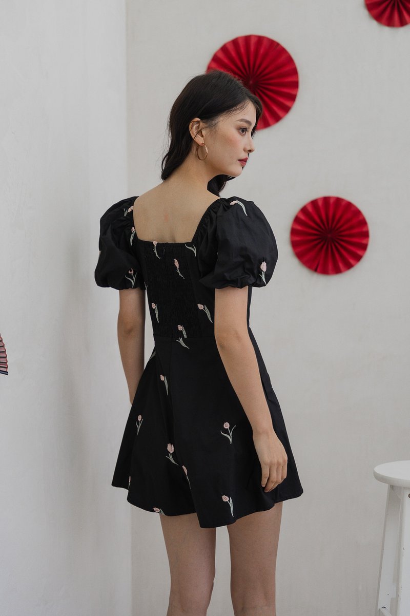 Tinker Tulip Sweetheart Romper In Black (XS)