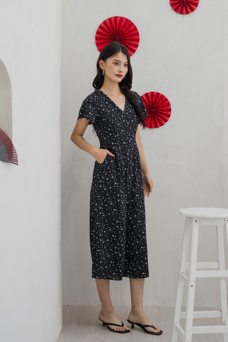 Floretta Printed Flare Sleeves Jumpsuit In Black (XS)