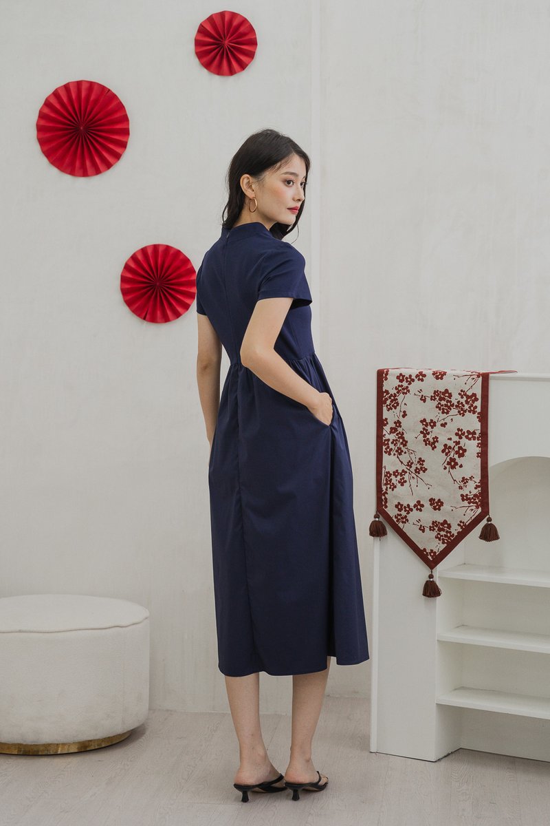 Morgan Mixed Fabric Qipao Dress In Navy