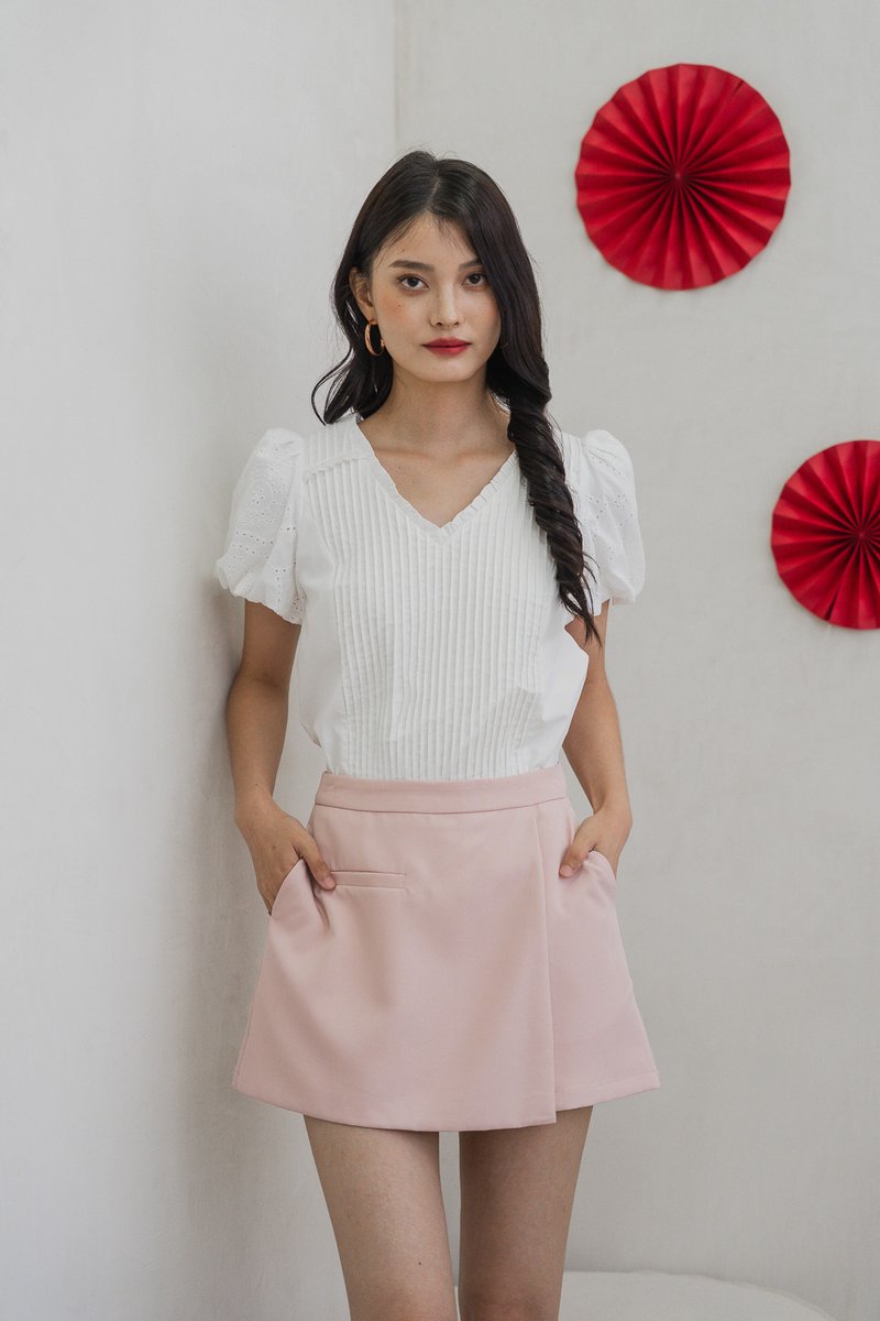 Persimmon Eyelet Sleeve Pintuck Top In White (XS)