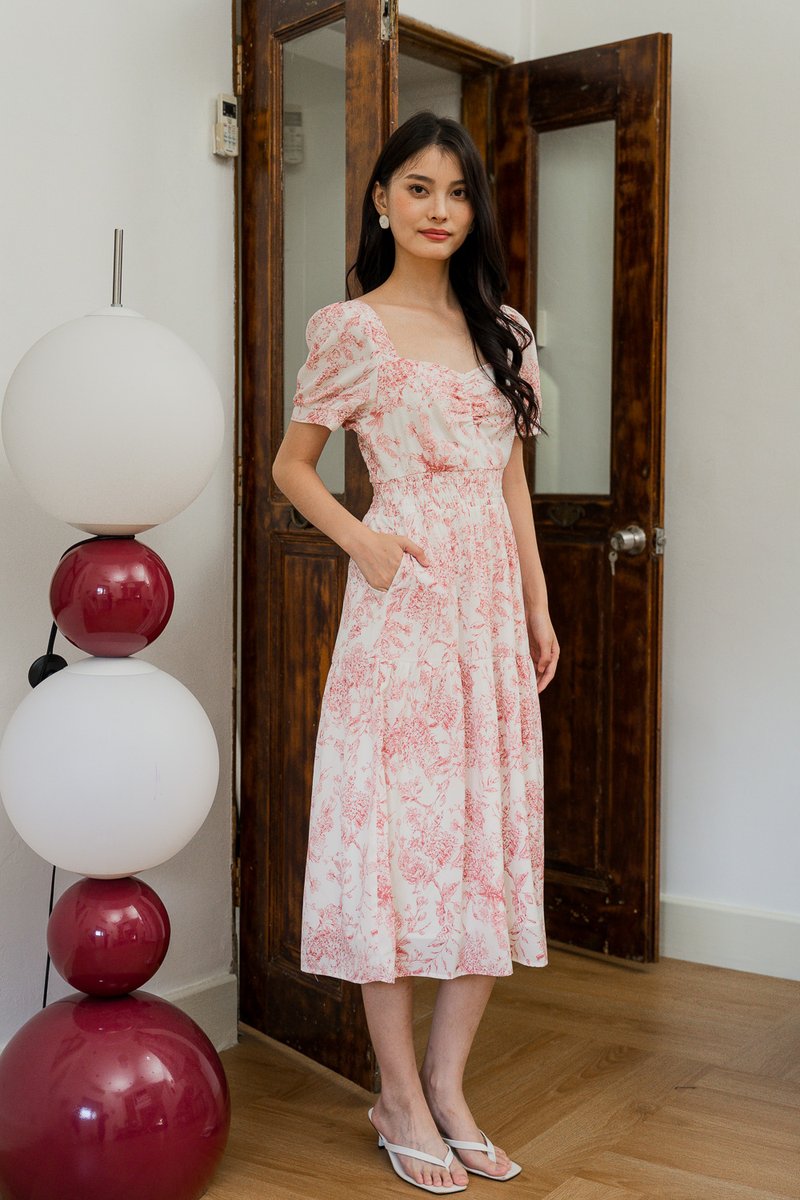 Emerie Porcelain Smocked Waist Midi Dress In Red (XS)