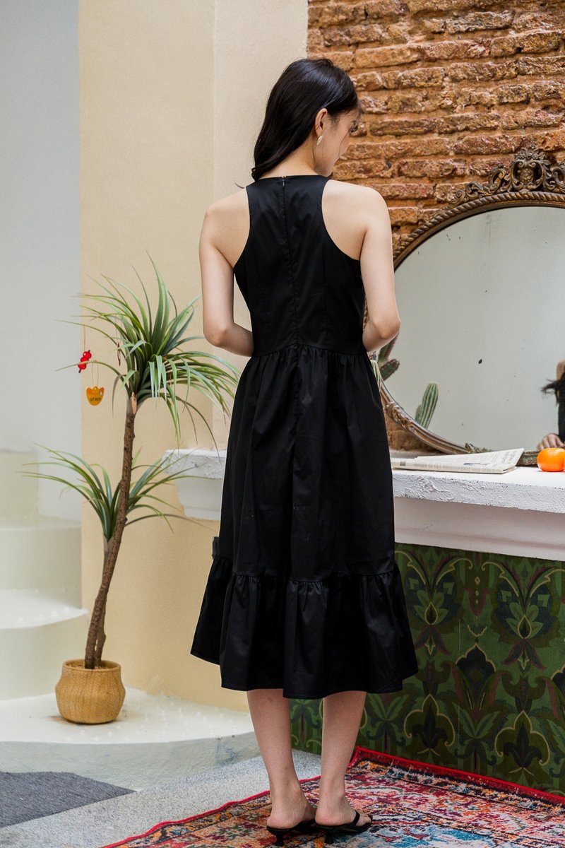 Harlow Halter V-neck Midi Dress In Black