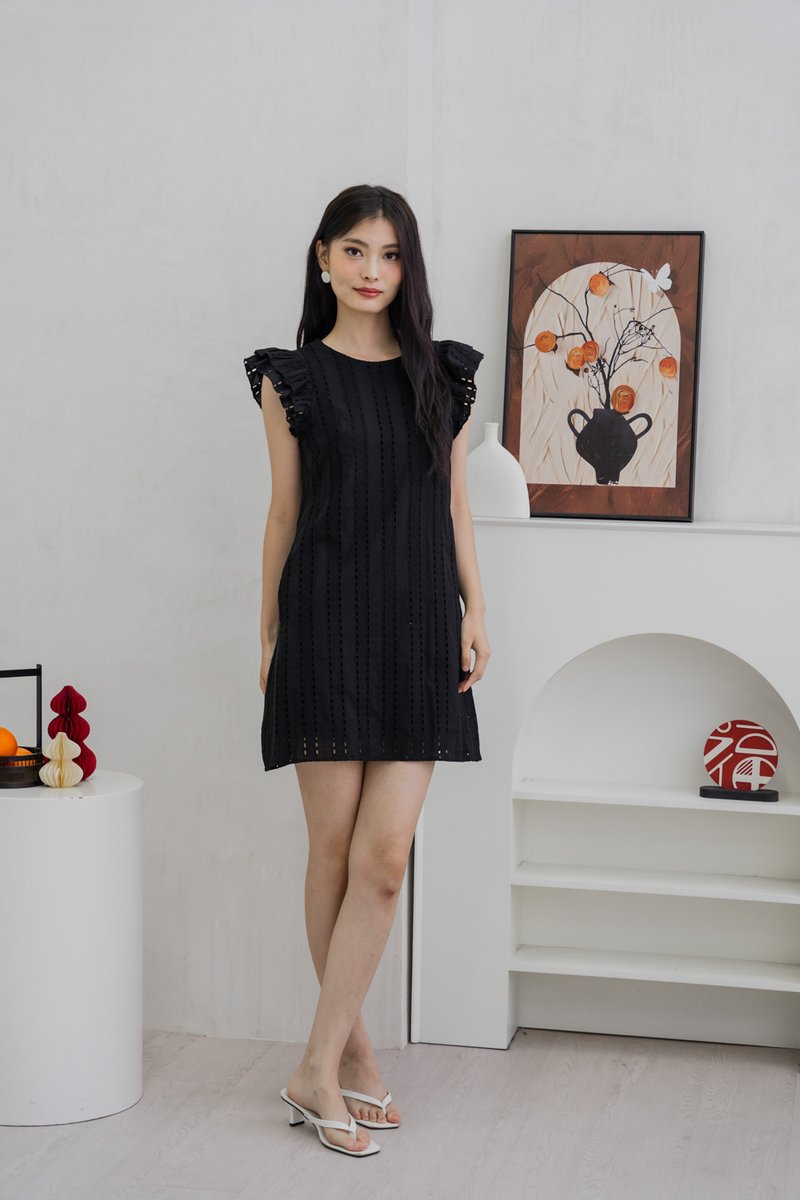 Ruth Eyelet Ruffles Sleeve Dress In Black (XS)