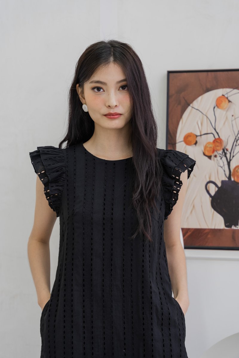 Ruth Eyelet Ruffles Sleeve Dress In Black (XS)