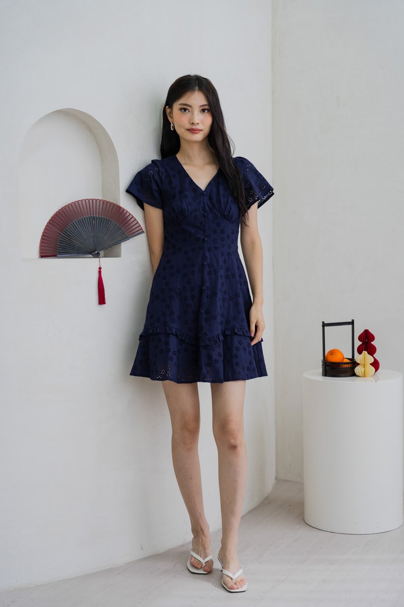 Willa Eyelet Empire Waist Dress In Navy (XS)