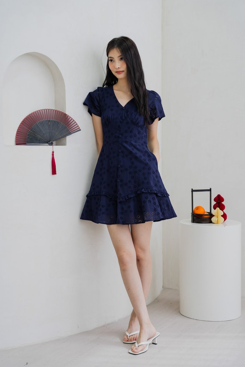 Willa Eyelet Empire Waist Dress In Navy (XS)