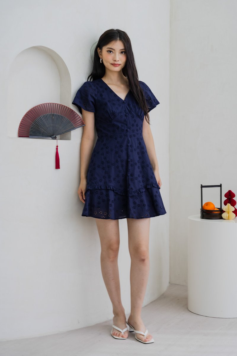 Willa Eyelet Empire Waist Dress In Navy (XS)