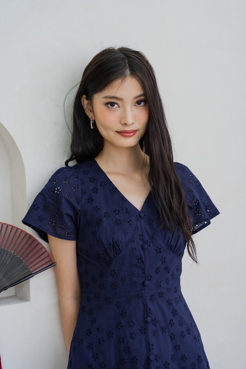 Willa Eyelet Empire Waist Dress In Navy (XS)