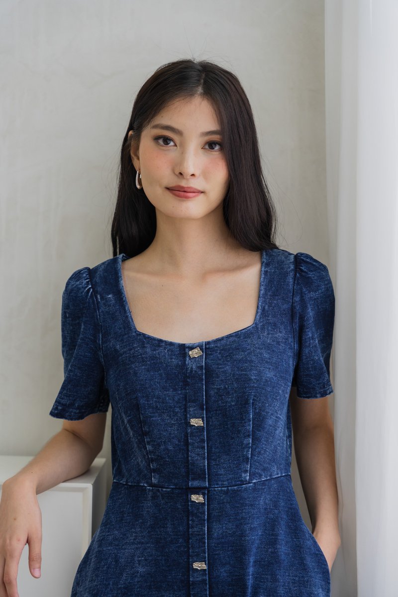 Sterling Denim Silver Button Midi Dress (XS)