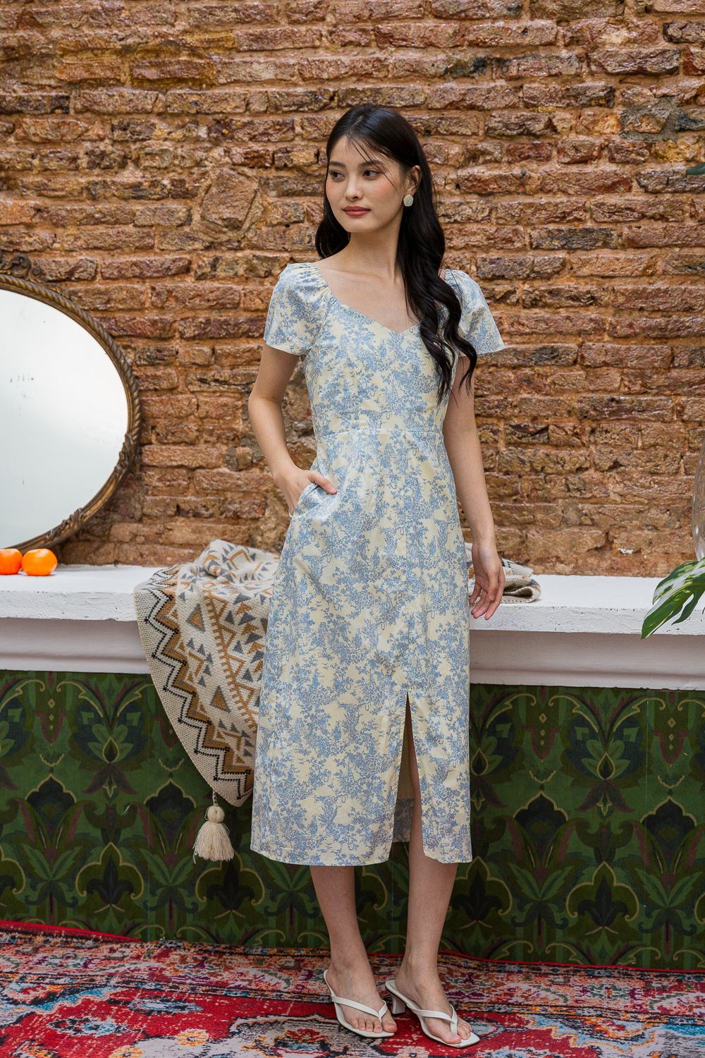 Perisia Porcelain Slit Midi Dress In Blue