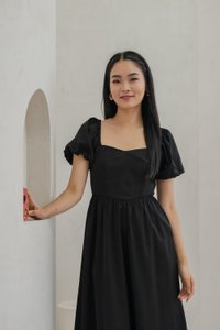 Princess Puff Sleeve Maxi Dress In Black