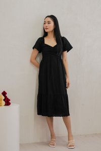 Surrey Embroidery Sweetheart Midi Dress In Black