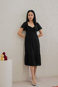 Surrey Embroidery Sweetheart Midi Dress In Black